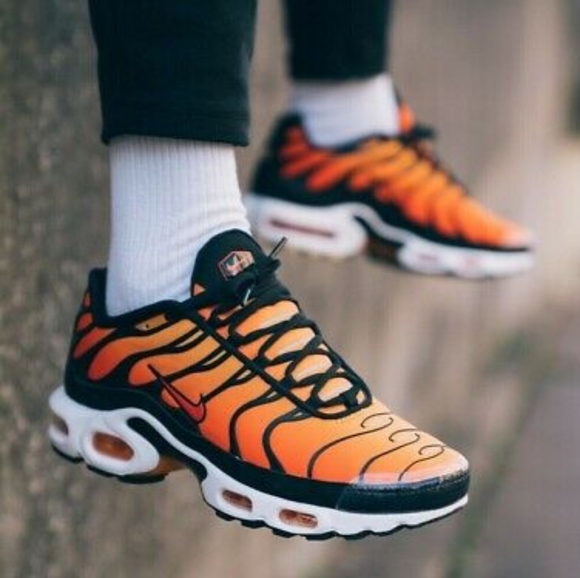 NIKE AIR MAX TN PLUS Sunset Women's 6 New - Picture 3 of 6